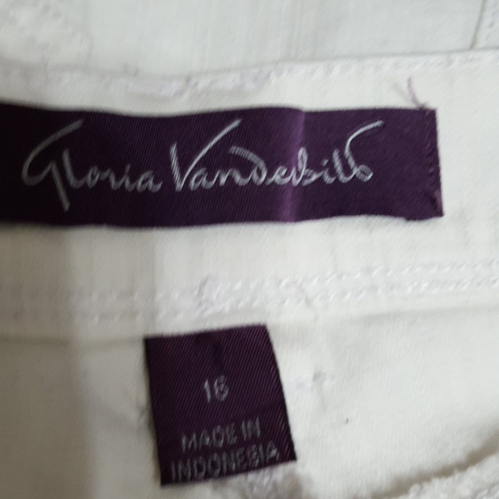 Gloria Vanderbilt white stretch denim jeans skimmer capri embroidery Sz 16 EUC… - Picture 6 of 8